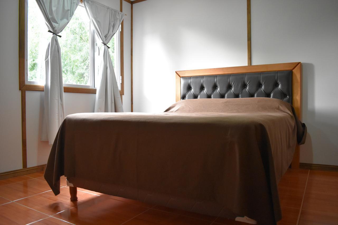 Cabanas Del Arroyo Calafate 埃尔卡拉法特 外观 照片