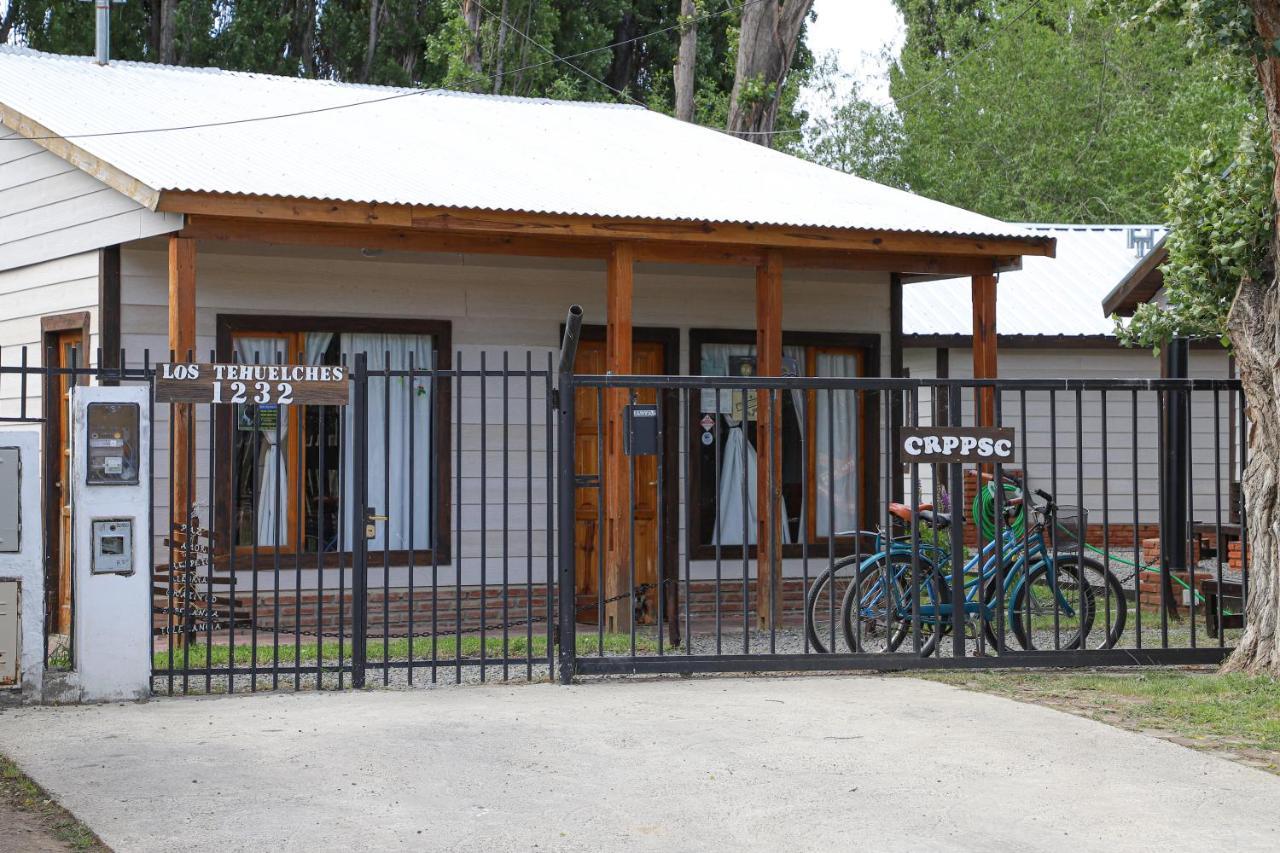 Cabanas Del Arroyo Calafate 埃尔卡拉法特 外观 照片