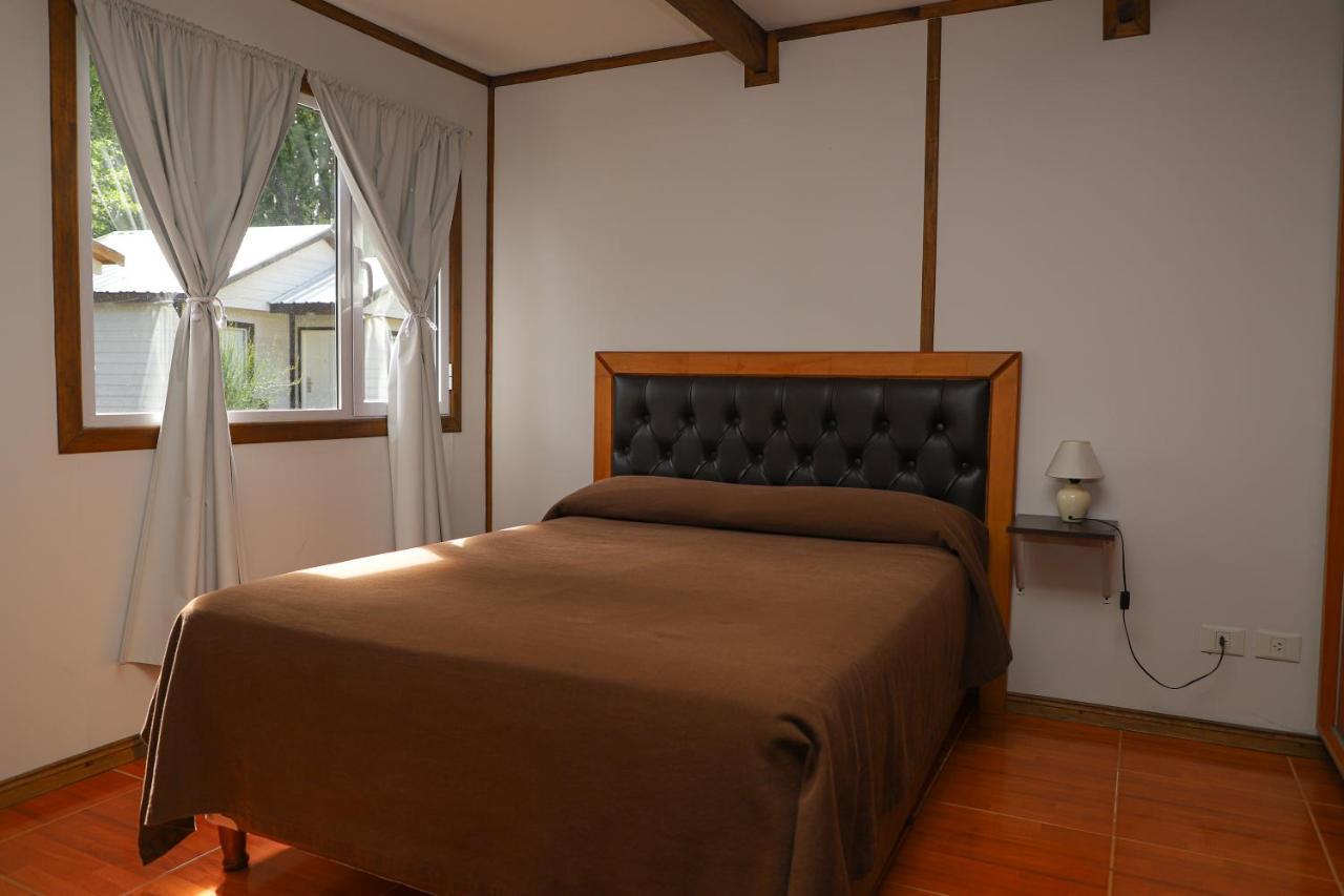 Cabanas Del Arroyo Calafate 埃尔卡拉法特 外观 照片